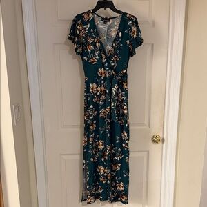 Fortune + Ivy Green Floral Maxi Dress